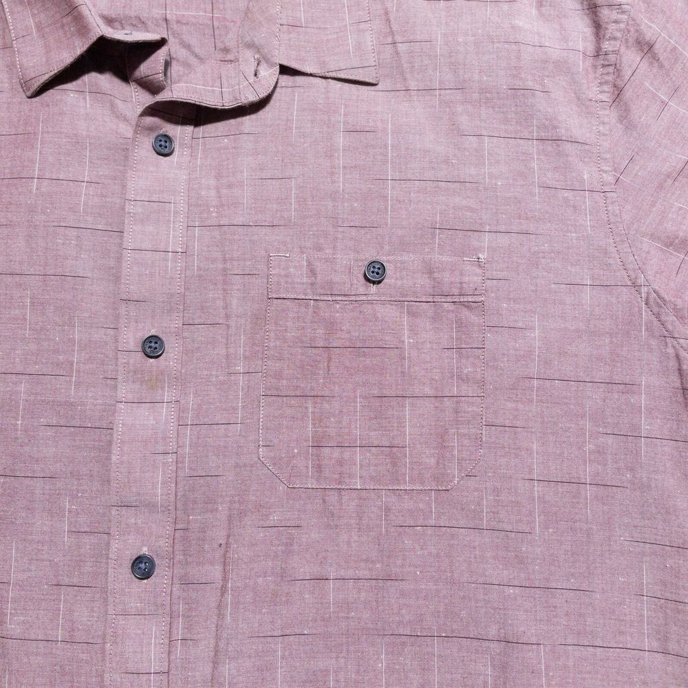 Travis Mathew Button-Up Shirt Men's 2XL Red Geometric Short Sleeve Stretch Wick - Picture 7 of 11